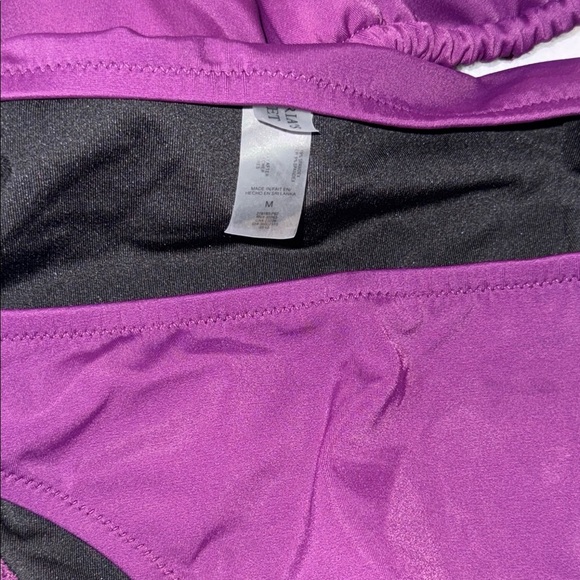 Victoria's Secret Purple Bikini - Picture 5 of 5